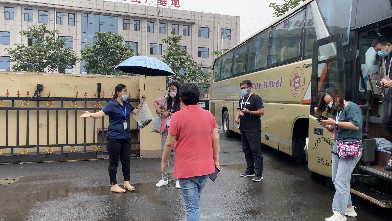 歡迎自有品牌貿(mào)易促進(jìn)委員會(huì)小組參觀(guān)考察旺年食品